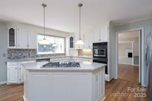 758 Williamsburg Dr NE, Concord, NC 28025 - Photo 8