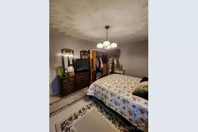 406 S Caldwell Avenue, Newton, NC 28658 - Photo 24