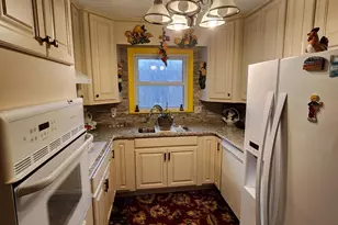 406 S Caldwell Ave, Newton, NC 28658 - Photo 30