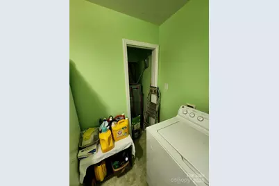 406 S Caldwell Avenue, Newton, NC 28658 - Photo 10