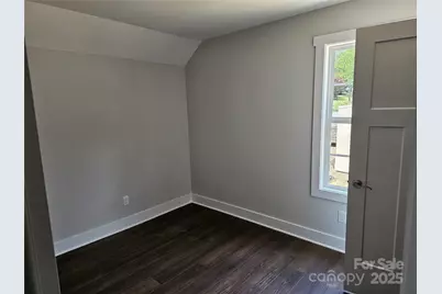 139 Brooks Cove Road, Black Mountain, NC 28711 - Photo 8