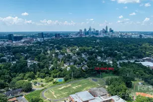 724 Ideal Way, Charlotte, NC 28203 - Photo 2