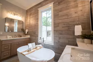 724 Ideal Way, Charlotte, NC 28203 - Photo 18