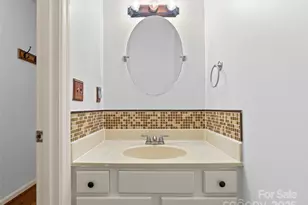 802 Parkway Vista Dr, Asheville, NC 28805 - Photo 14