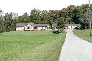 1368 Cajah Mountain Rd, Hudson, NC 28638 - Photo 2