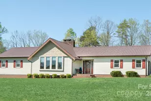 1368 Cajah Mountain Rd, Hudson, NC 28638 - Photo 2