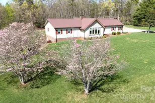 1368 Cajah Mountain Rd, Hudson, NC 28638 - Photo 4