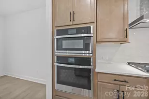 124 Canary Ln, Mooresville, NC 28115 - Photo 10