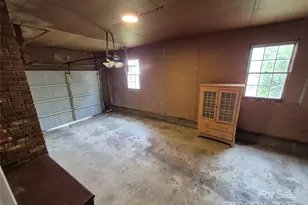 64 Round Top Rd, Asheville, NC 28803 - Photo 18