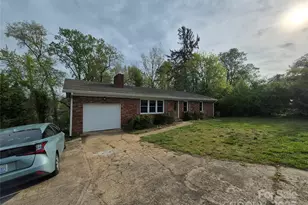 64 Round Top Rd, Asheville, NC 28803 - Photo 2