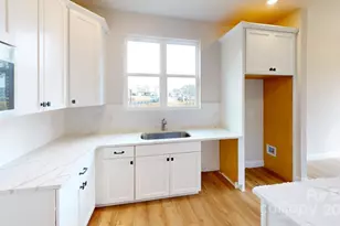 606 Banter Ln, Cramerton, NC 28032 - Photo 2