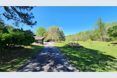 3190 Holly Road, Connelly Springs, NC 28612 - Photo 14