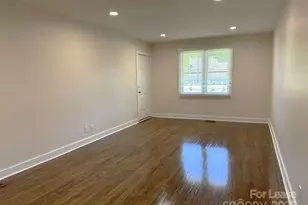 19612 Oak St, Cornelius, NC 28031 - Photo 6