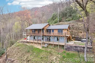 1426 Setzer Cove Rd, Maggie Valley, NC 28751 - Photo 2