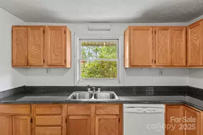 412 Trammell Avenue, Canton, NC 28716 - Photo 18