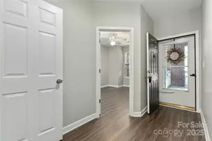 714 Northeast Dr, Davidson, NC 28036 - Photo 4