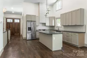 110 Unadilla Ave, Asheville, NC 28803 - Photo 2