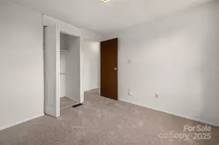 7309 Pebblestone Dr, Charlotte, NC 28212 - Photo 16