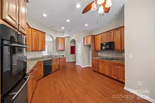 1033 Knob Creek Ln, Tega Cay, SC 29708 - Photo 14