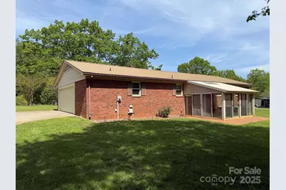 370 Sherrill Farm Road, Lincolnton, NC 28092 - Photo 6