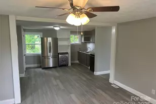 209 Brookview Rd, Statesville, NC 28625 - Photo 2