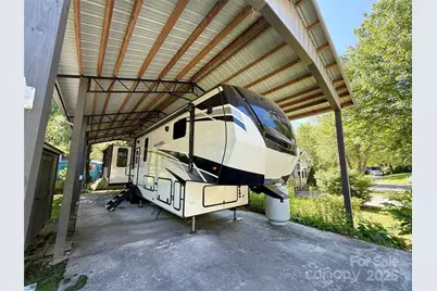 195 Finch Way #7, West Jefferson, NC 28694 - Photo 1