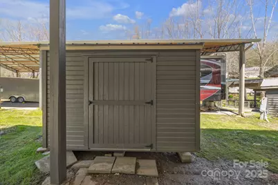 195 Finch Way #7, West Jefferson, NC 28694 - Photo 34