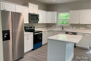 1889 Oak Hollow Rd, Gastonia, NC 28054 - Photo 10