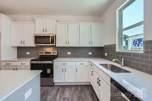 3015 Howell Ml Rd, Charlotte, NC 28208 - Photo 12