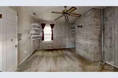 903 W Davidson Avenue, Gastonia, NC 28052 - Photo 8