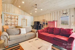 11381 State Hwy 80 N Hwy, Burnsville, NC 28714 - Photo 6