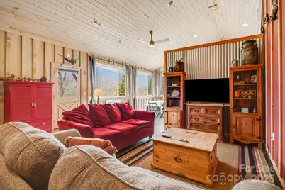 11381 State Hwy 80 N Highway, Burnsville, NC 28714 - Photo 4