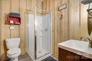 11381 State Hwy 80 N Hwy, Burnsville, NC 28714 - Photo 20