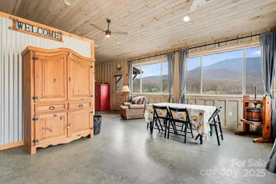 11381 State Hwy 80 N Highway, Burnsville, NC 28714 - Photo 16