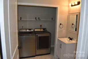 17 Meredith Ln, Marion, NC 28752 - Photo 10