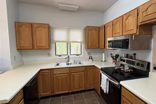 305 Piney Mountain Dr, Asheville, NC 28805 - Photo 6