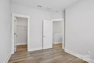 4375 Raleigh St, Charlotte, NC 28213 - Photo 14