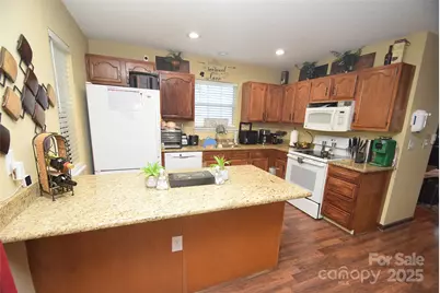 11130 Whitlock Crossing, Charlotte, NC 28273 - Photo 8