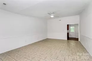 306 Oak St, York, SC 29745 - Photo 12