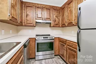 306 Oak St, York, SC 29745 - Photo 34