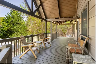 837 Peregrine Drive, Hendersonville, NC 28739 - Photo 6