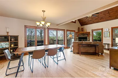 837 Peregrine Drive, Hendersonville, NC 28739 - Photo 10