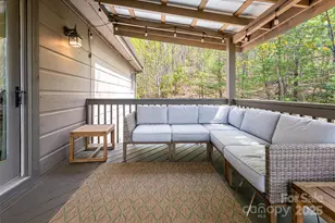 837 Peregrine Dr, Hendersonville, NC 28739 - Photo 24