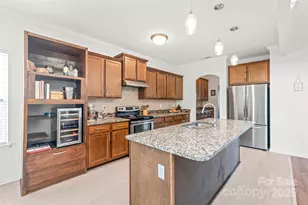 306 Fesperman Cir, Troutman, NC 28166 - Photo 8