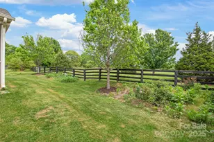 306 Fesperman Cir, Troutman, NC 28166 - Photo 36