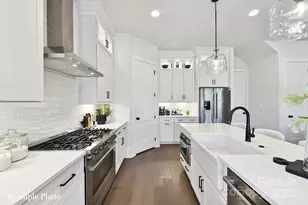 4026 Hickory Spgs Ln, Charlotte, NC 28277 - Photo 14