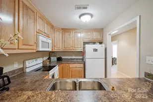 108 Ivy Ct, Morganton, NC 28655 - Photo 10