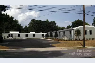 391 10th Avenue Drive NE, Hickory, NC 28601 - Photo 1