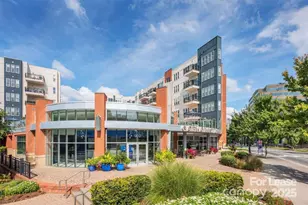 902 W 4th St, Charlotte, NC 28202 - Photo 2