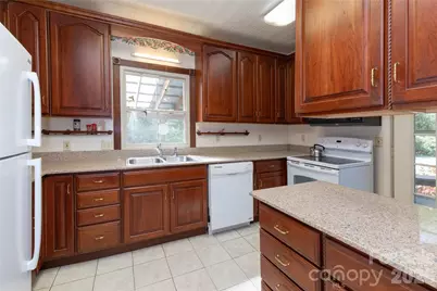 28 & 29 Spruce Chase Lane, Swannanoa, NC 28778 - Photo 32